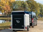 Debon Kofferanhänger Cargo  H:190cm 1,3t|Alu|Polybug|Tür|schwarz-Neu – Bild 4